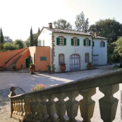 A wonderful historic villa for sale near Cortona Tuscany (22)-1200