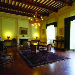 A wonderful historic villa for sale near Cortona Tuscany (41)
