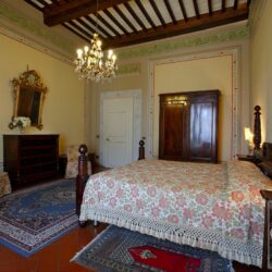 A wonderful historic villa for sale near Cortona Tuscany (46)-1200