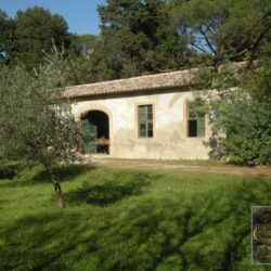 A wonderful historic villa for sale near Cortona Tuscany (48)