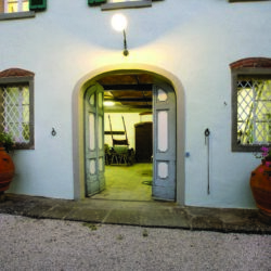A wonderful historic villa for sale near Cortona Tuscany (5)