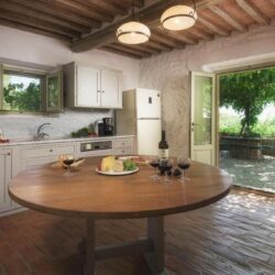 A wonderful house for sale with pool near Cortona in Tuscany (44)