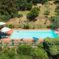 A wonderful house for sale with pool near Cortona in Tuscany (5)