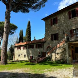 Ancient villa for sale near Cortona Tuscany (10)