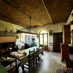 Ancient villa for sale near Cortona Tuscany (31)