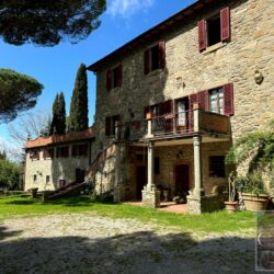 Ancient villa for sale near Cortona Tuscany (9)