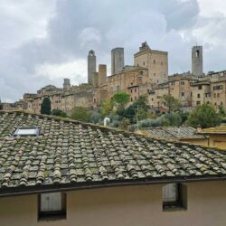 Apartment with Rare Terrace in San Gimignano (23)