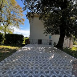 Elegant villa with terraces for sale near Pisa Tuscany (31)