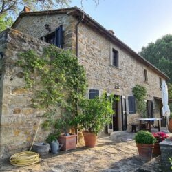 Stone house with Pool for sale near Cortona Tuscany (44)