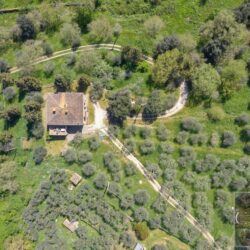 Tuscan detached house for sale SInalunga Tuscany (36)