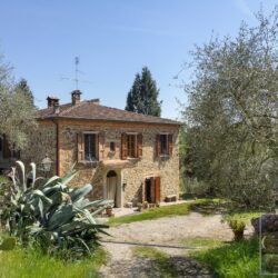 Tuscan detached house for sale SInalunga Tuscany (38)