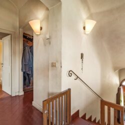 Tuscan detached house for sale SInalunga Tuscany (4)