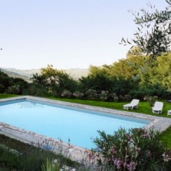 Tuscan Property with Pool for Sale image 5